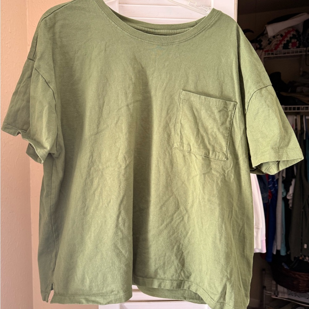 Time and Tru Olive V-Neck Tee